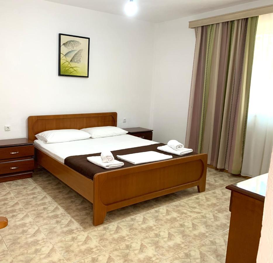 Duka Apts Apartamento Sarandë