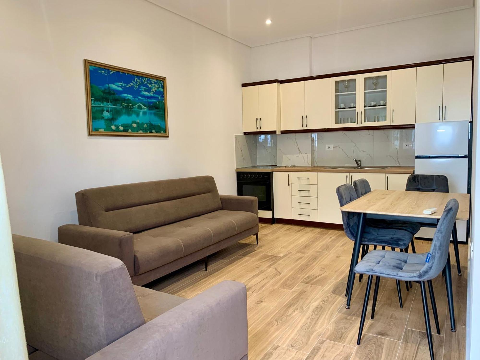 Duka Apts Apartament *